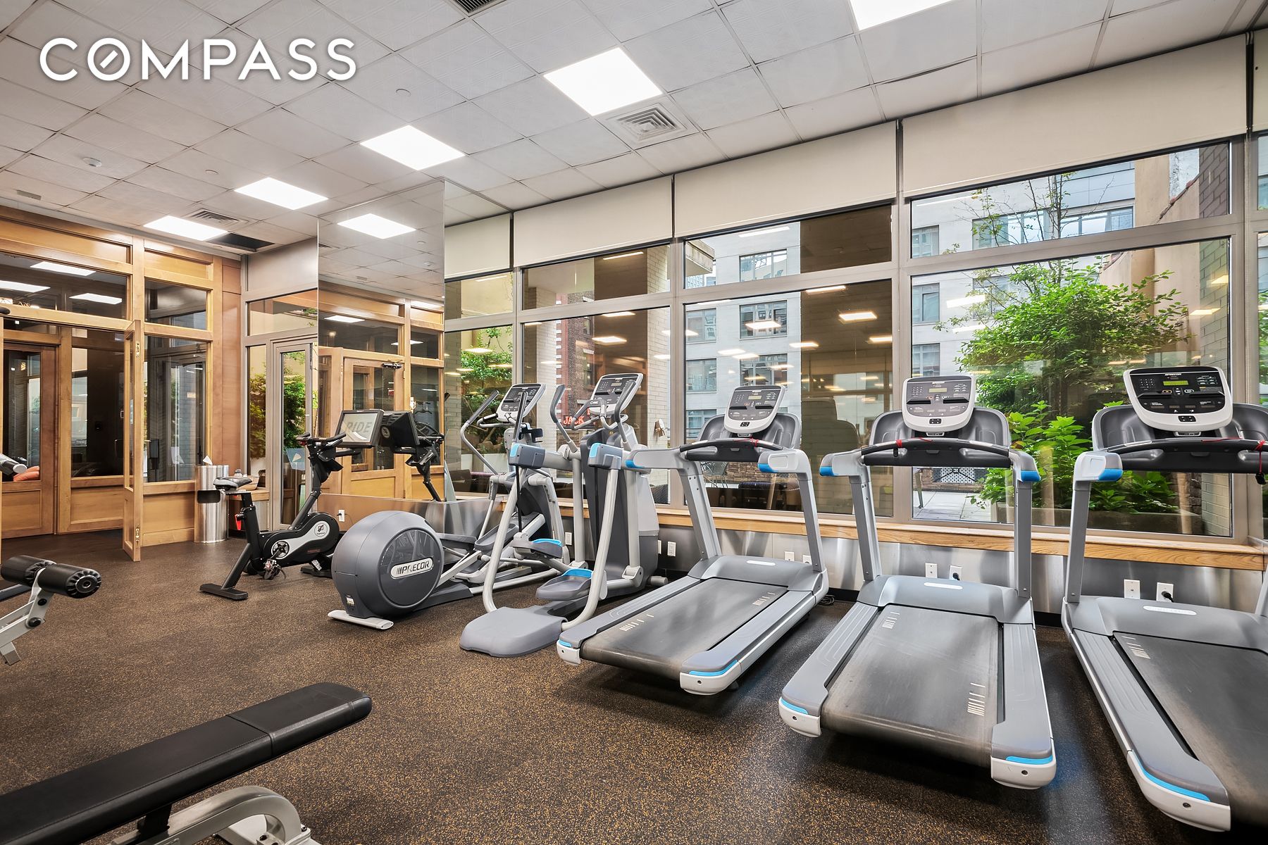 #13 photo, New York City, Midtown , NY 10001