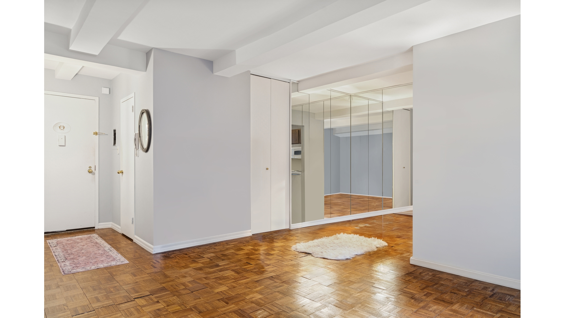 #12 photo, 235 E 49TH Street, Манхэттен ‖ Turtle Bay , NY 10017