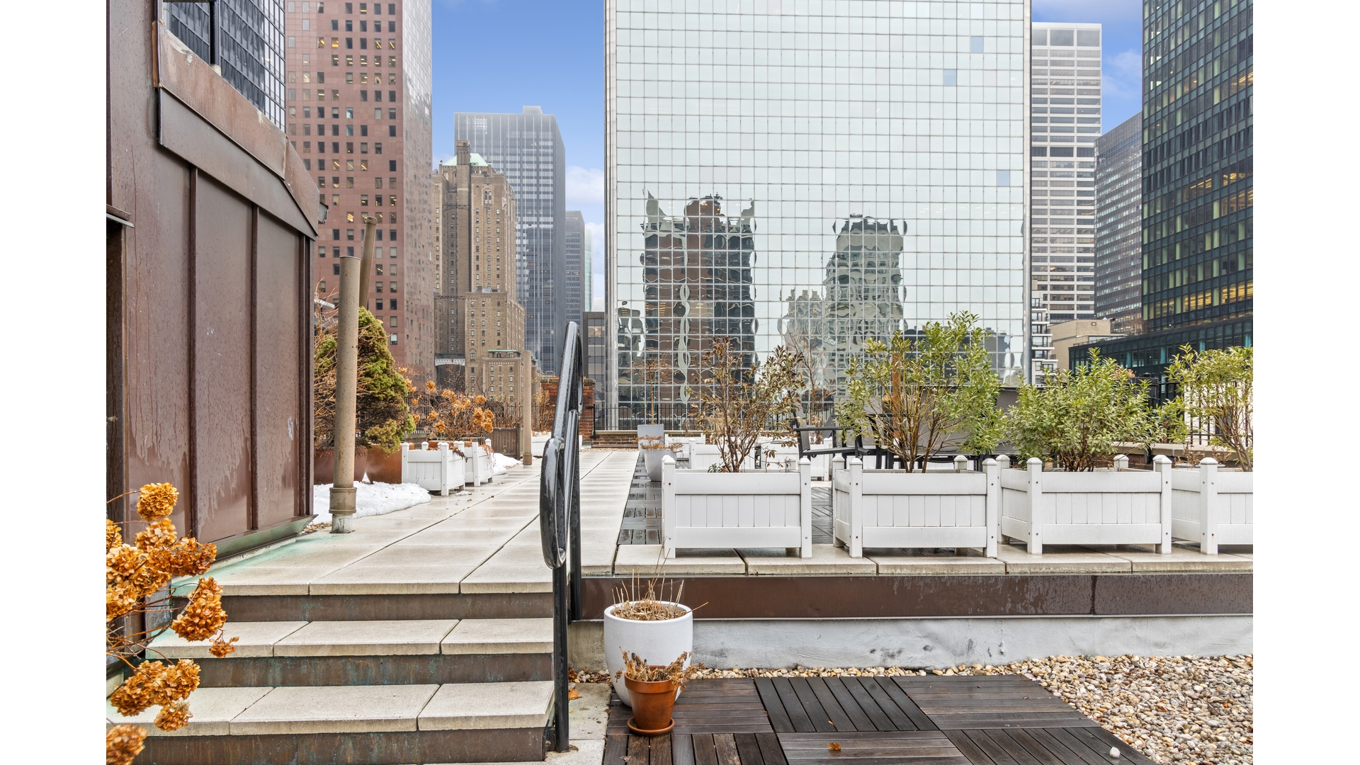 #19 photo, 235 E 49TH Street, Манхэттен ‖ Turtle Bay , NY 10017