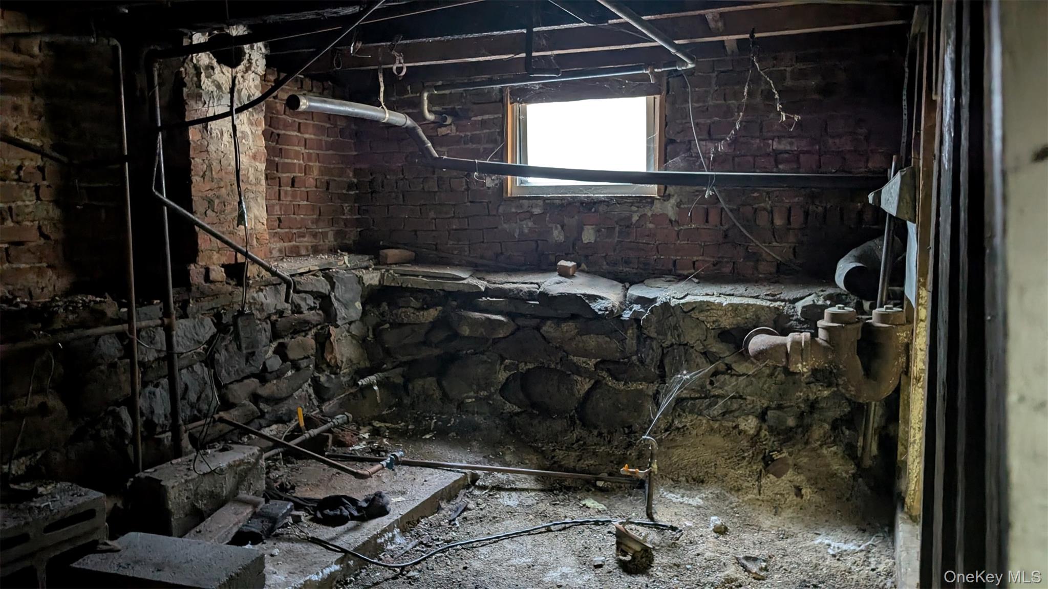 #11 photo, 60 Grove Street, Newburgh , NY 12550