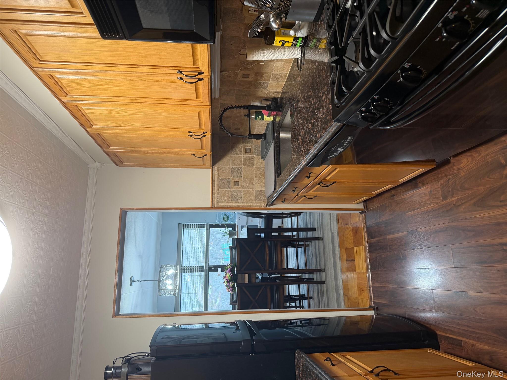 #5 photo, 100 Diplomat Drive, Mount Kisco , NY 10549