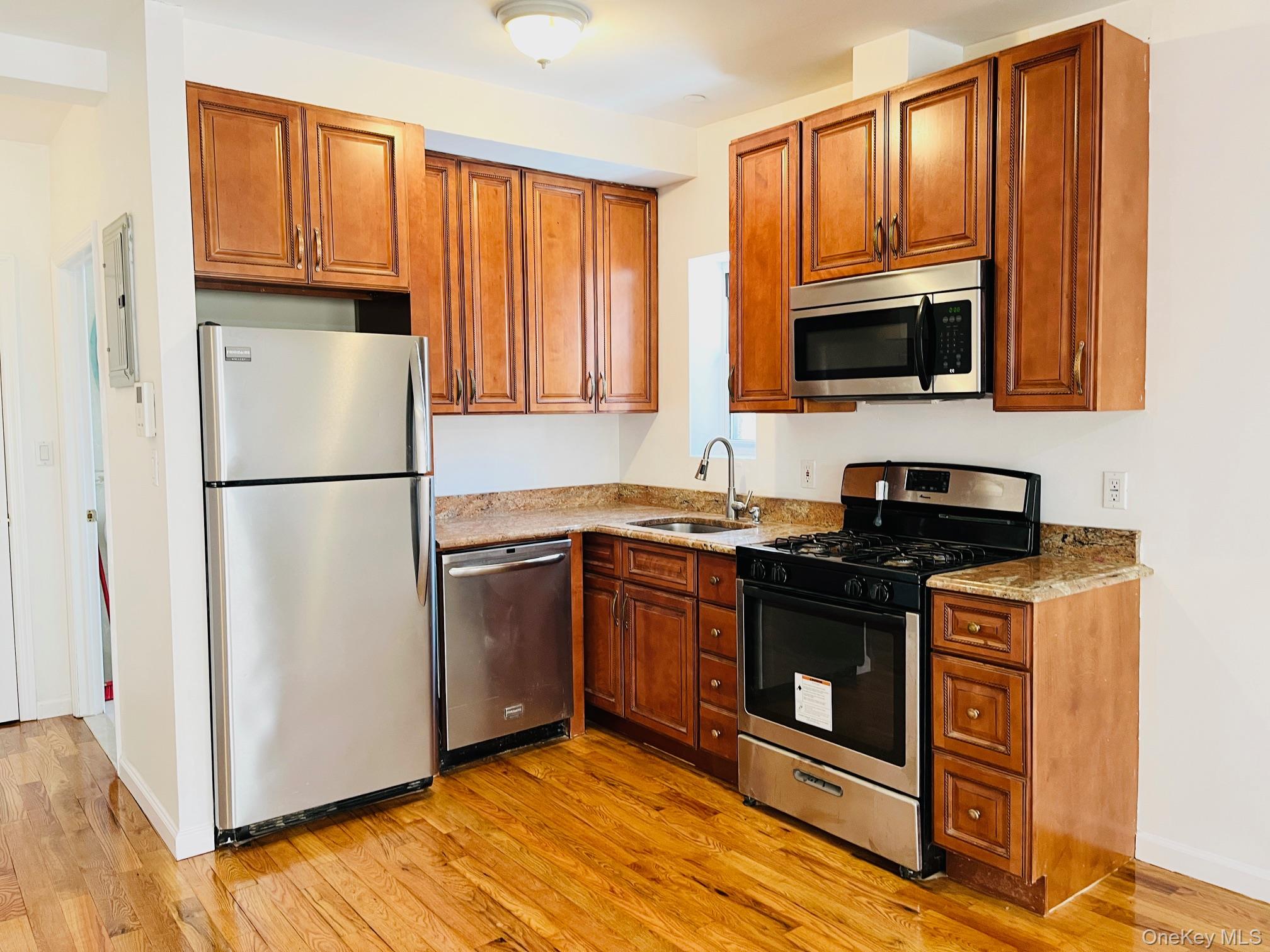 #9 photo, 108-27 63rd Avenue, Forest Hills , NY 11375