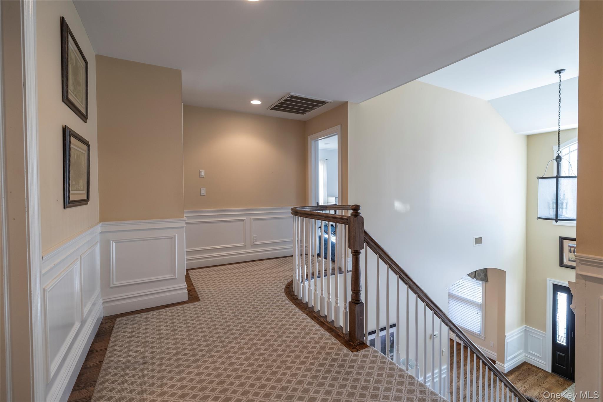 #15 photo, 755 N Village Avenue, Rockville Centre , NY 11570