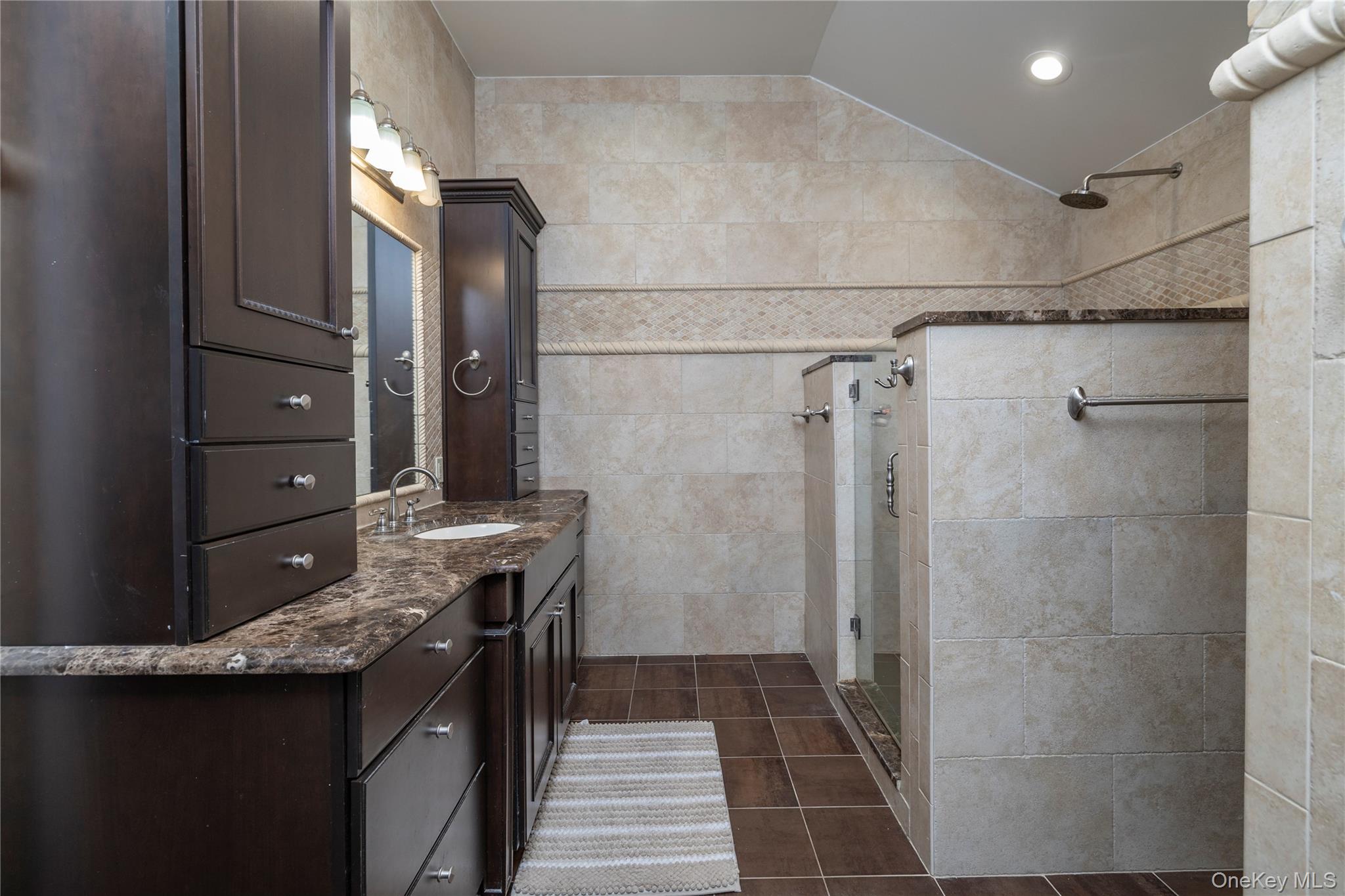 #19 photo, 755 N Village Avenue, Rockville Centre , NY 11570