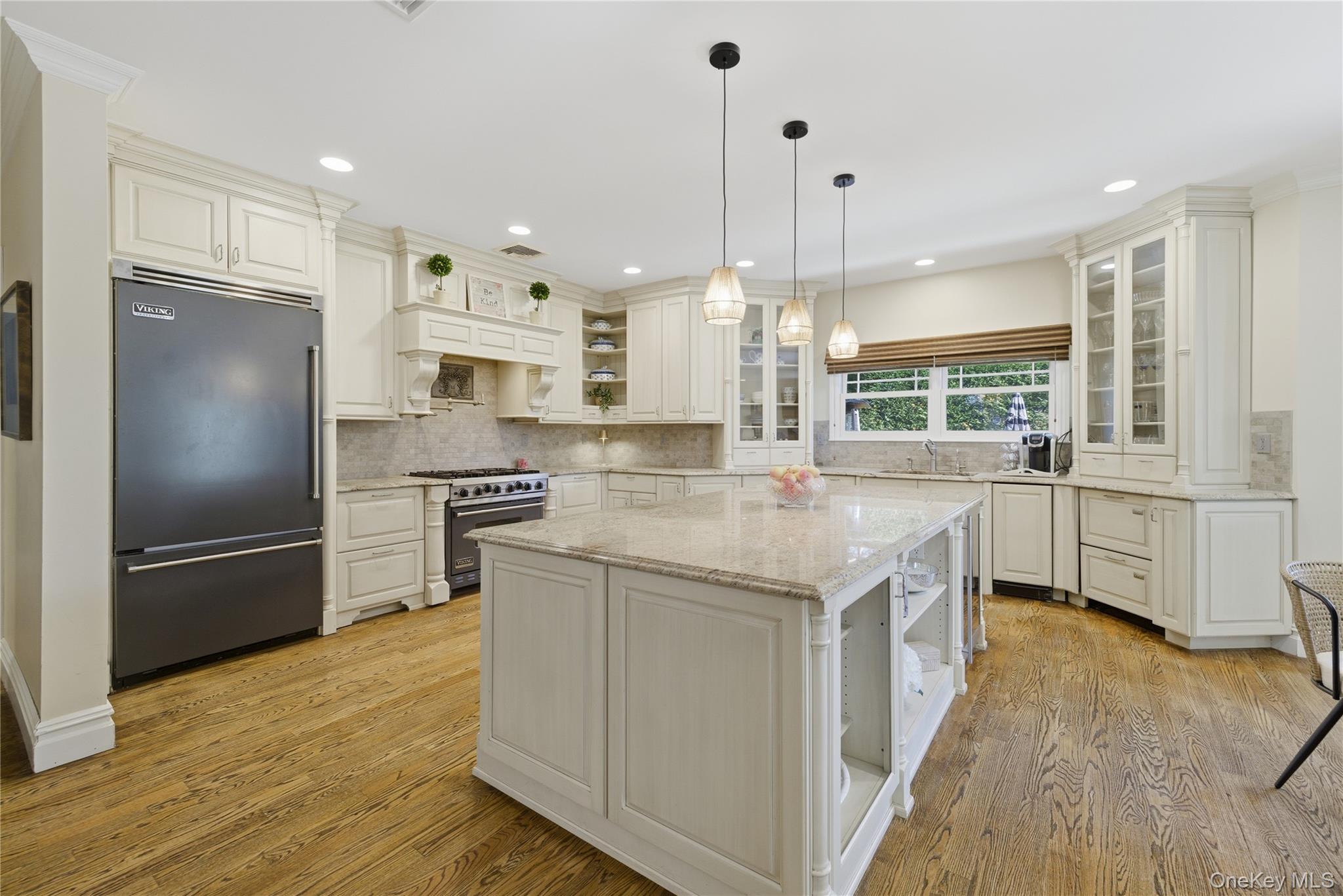 #6 photo, 755 N Village Avenue, Rockville Centre , NY 11570