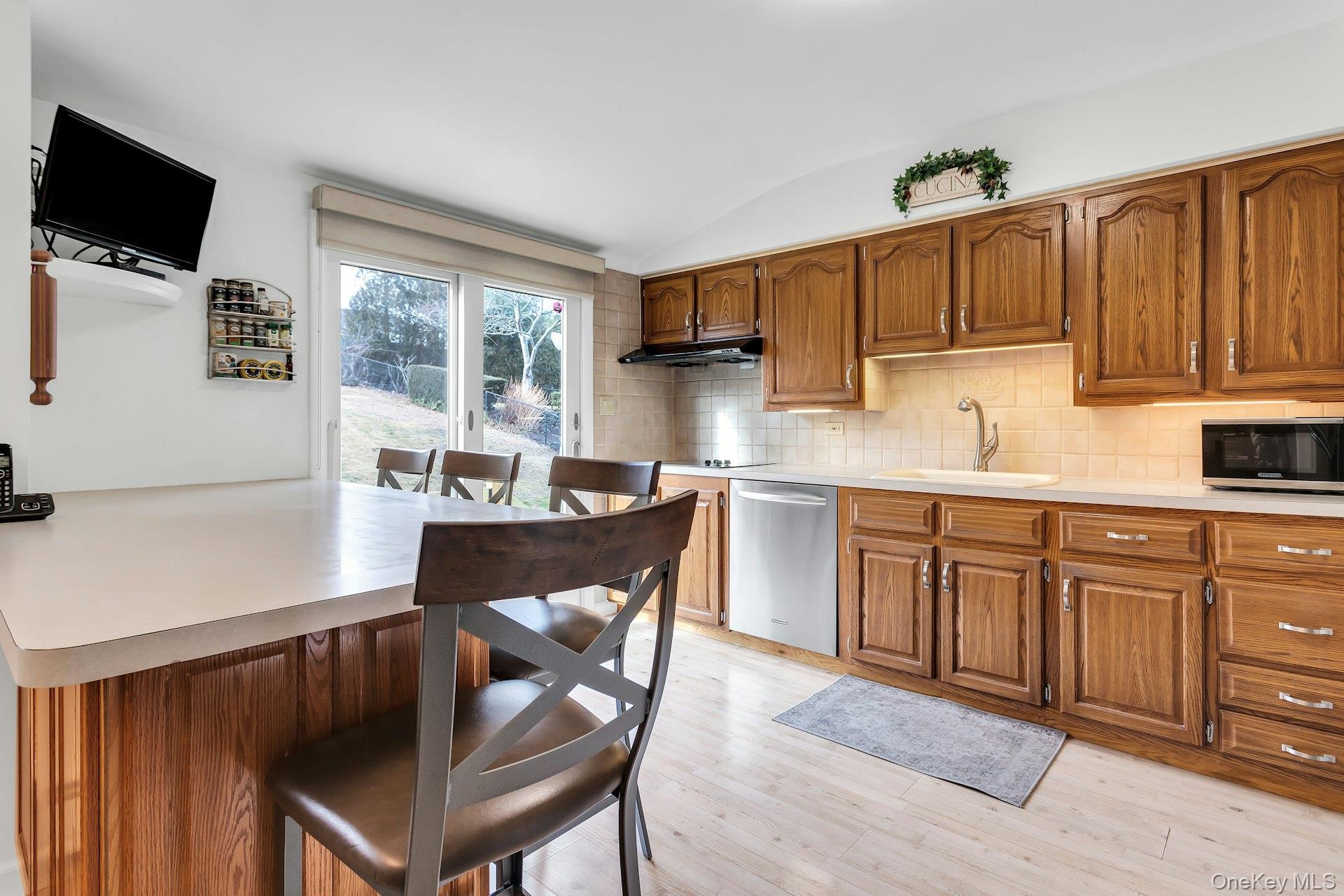 #14 photo, 17 Meadowfield, 롱 아일랜드 Glen Cove , NY 11542