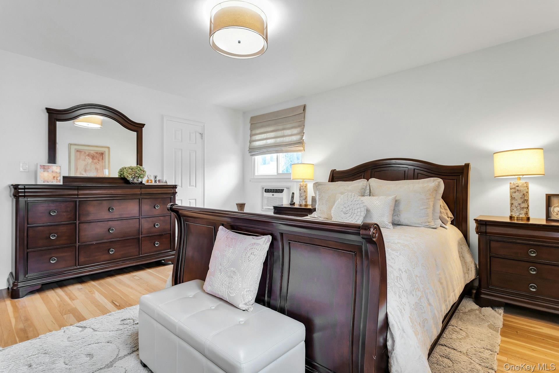 #17 photo, 17 Meadowfield, 롱 아일랜드 Glen Cove , NY 11542