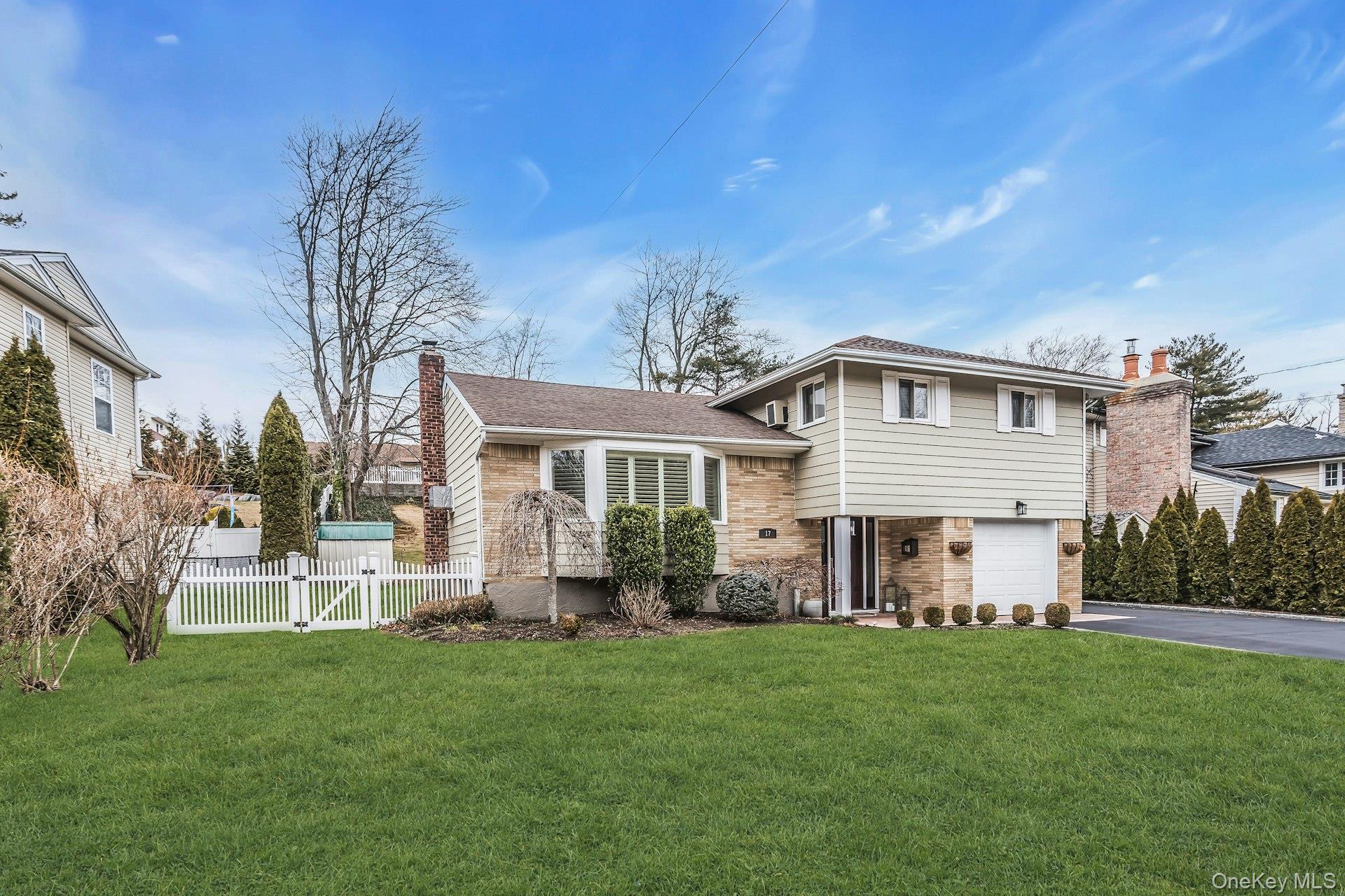 #3 photo, 17 Meadowfield, 롱 아일랜드 Glen Cove , NY 11542