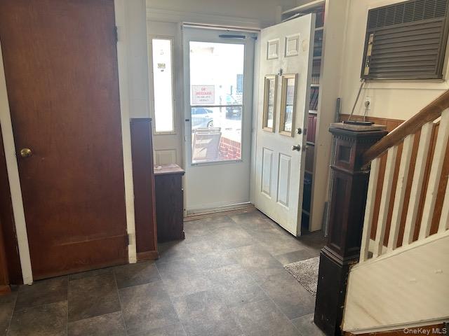 #7 photo, 389 Hamilton Avenue, Hewlett , NY 11557