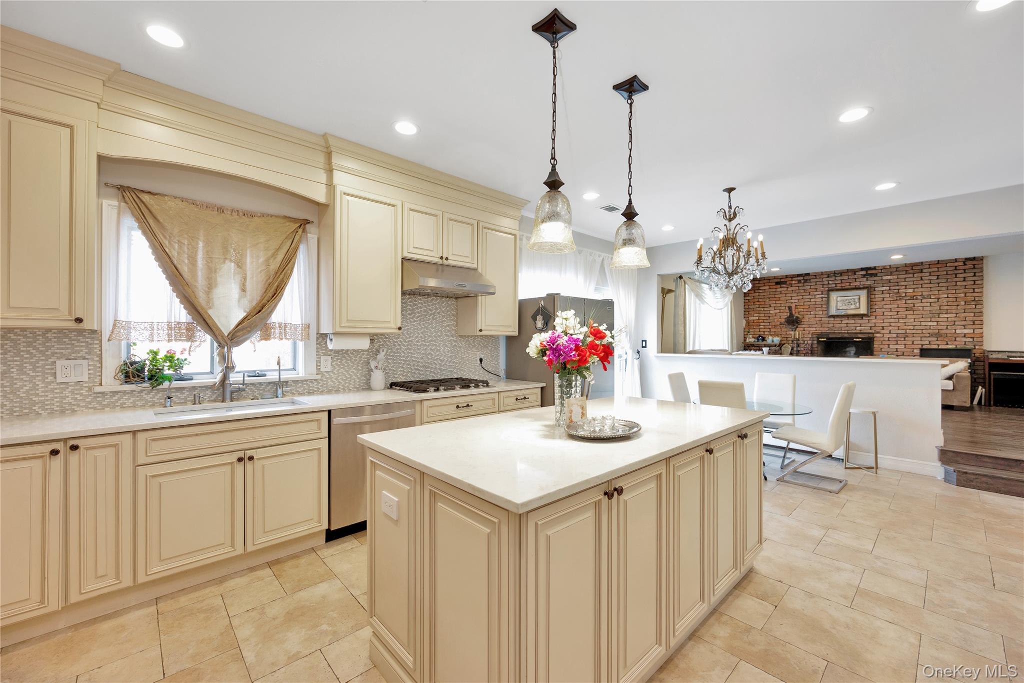 #5 photo, 708 Park Lane, Cedarhurst , NY 11516