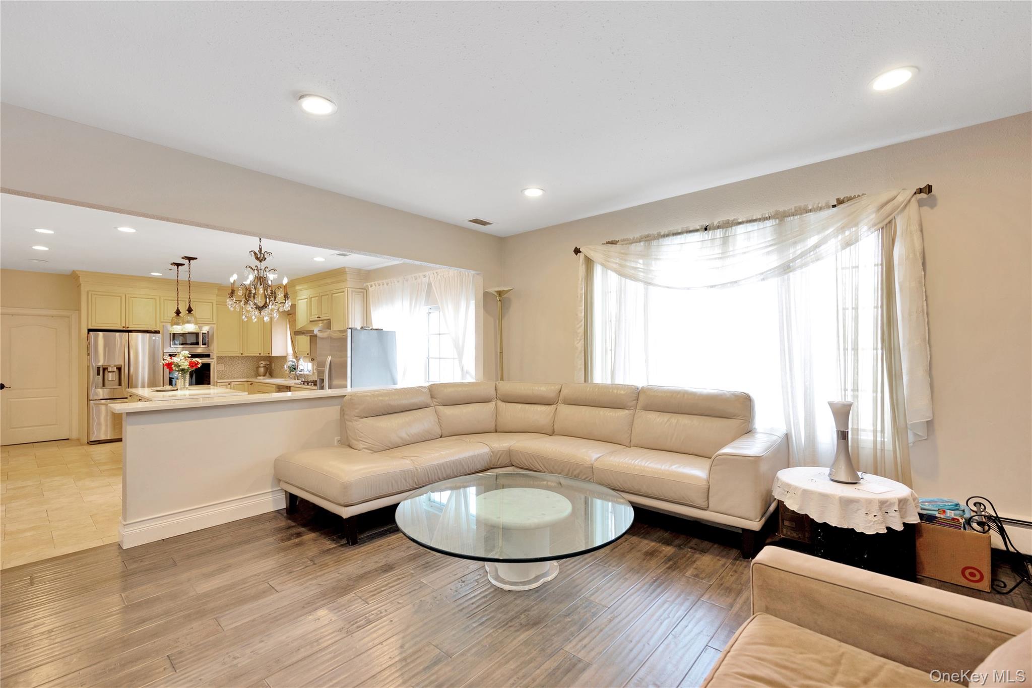 #8 photo, 708 Park Lane, Cedarhurst , NY 11516