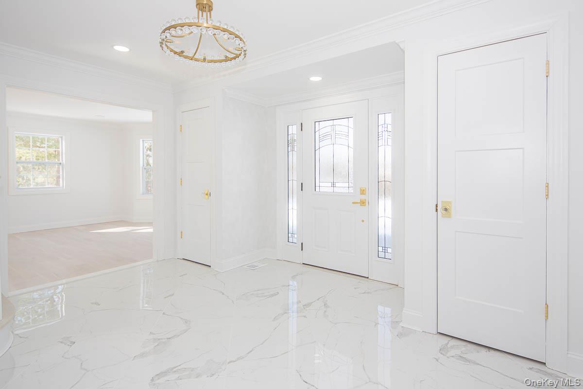 #13 photo, 22 Peppermill Lane, Dix Hills , NY 11746