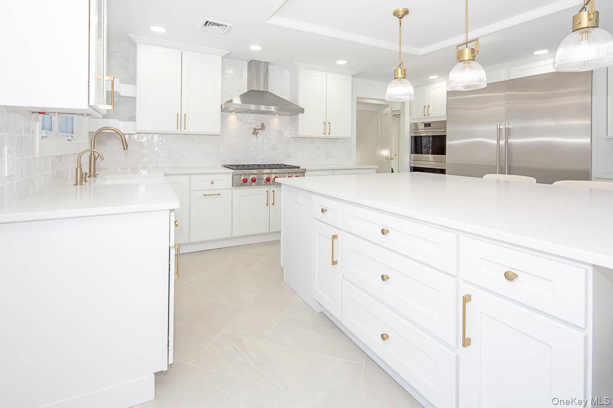 #19 photo, 22 Peppermill Lane, Dix Hills , NY 11746