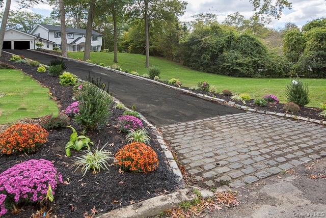 #5 photo, 22 Peppermill Lane, Dix Hills , NY 11746