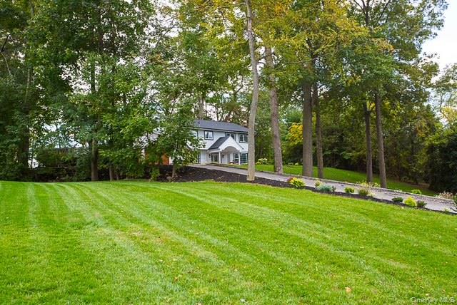 #7 photo, 22 Peppermill Lane, Dix Hills , NY 11746