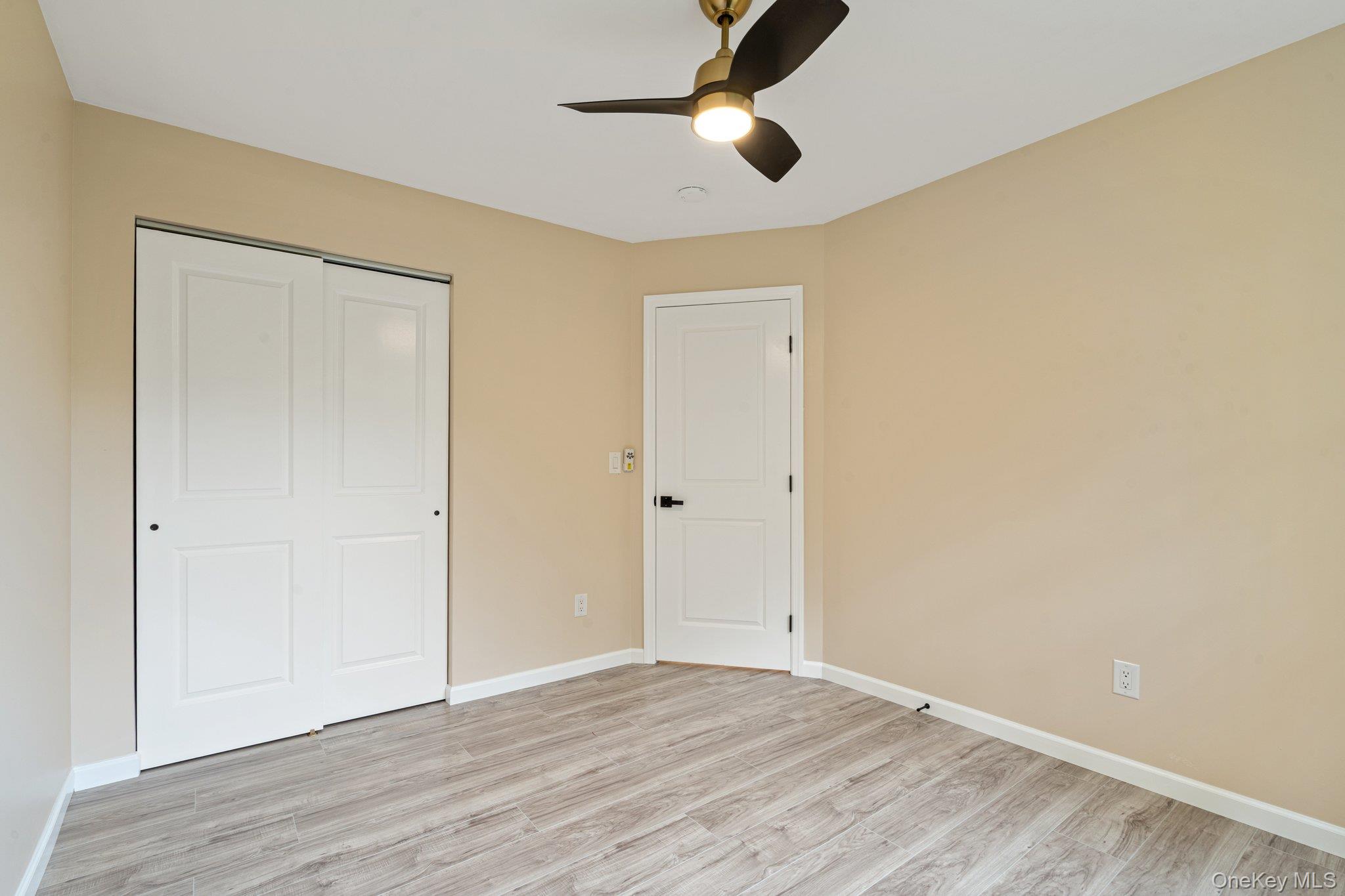 #10 photo, 6 Doe Path, Coram , NY 11727