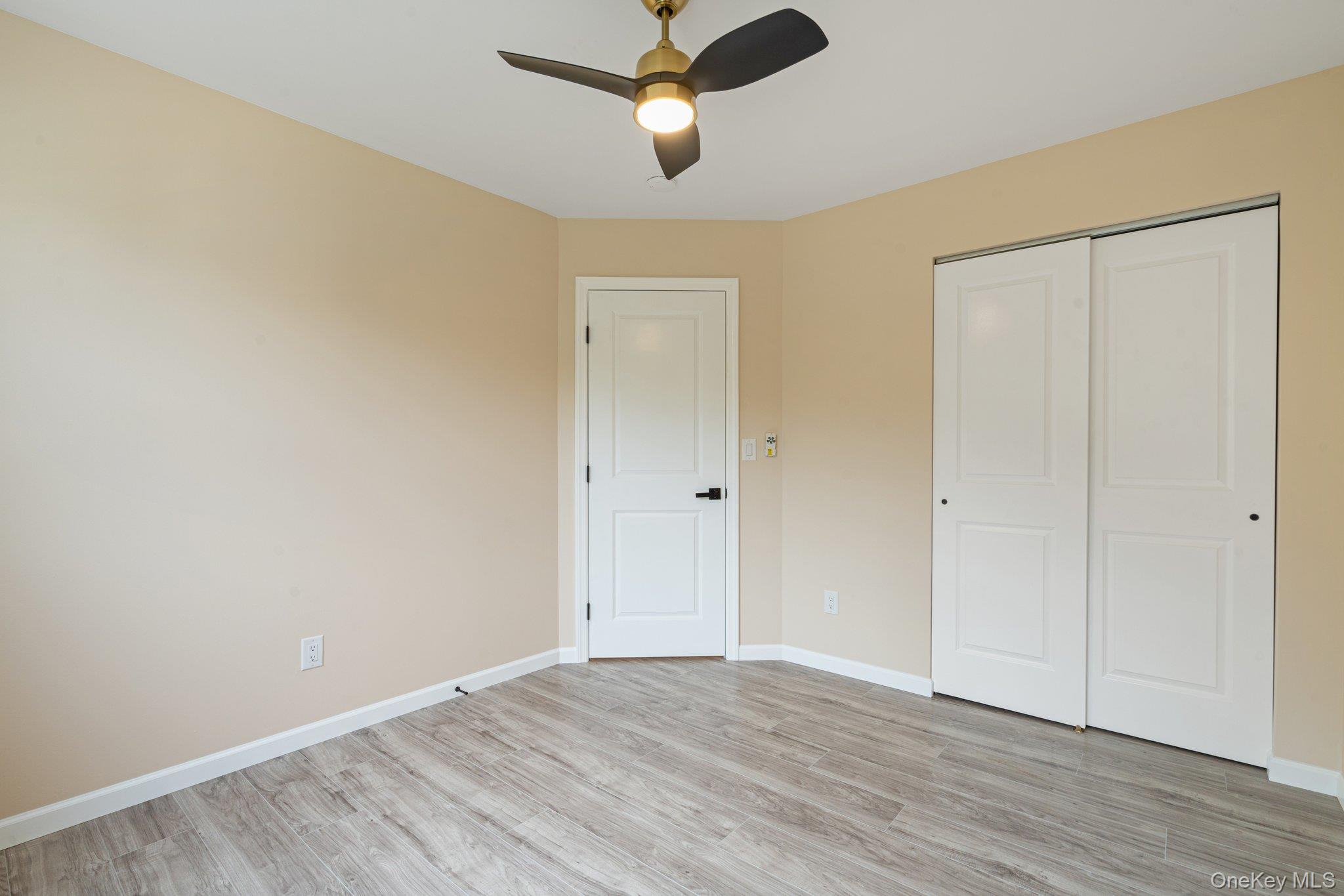 #9 photo, 6 Doe Path, Coram , NY 11727