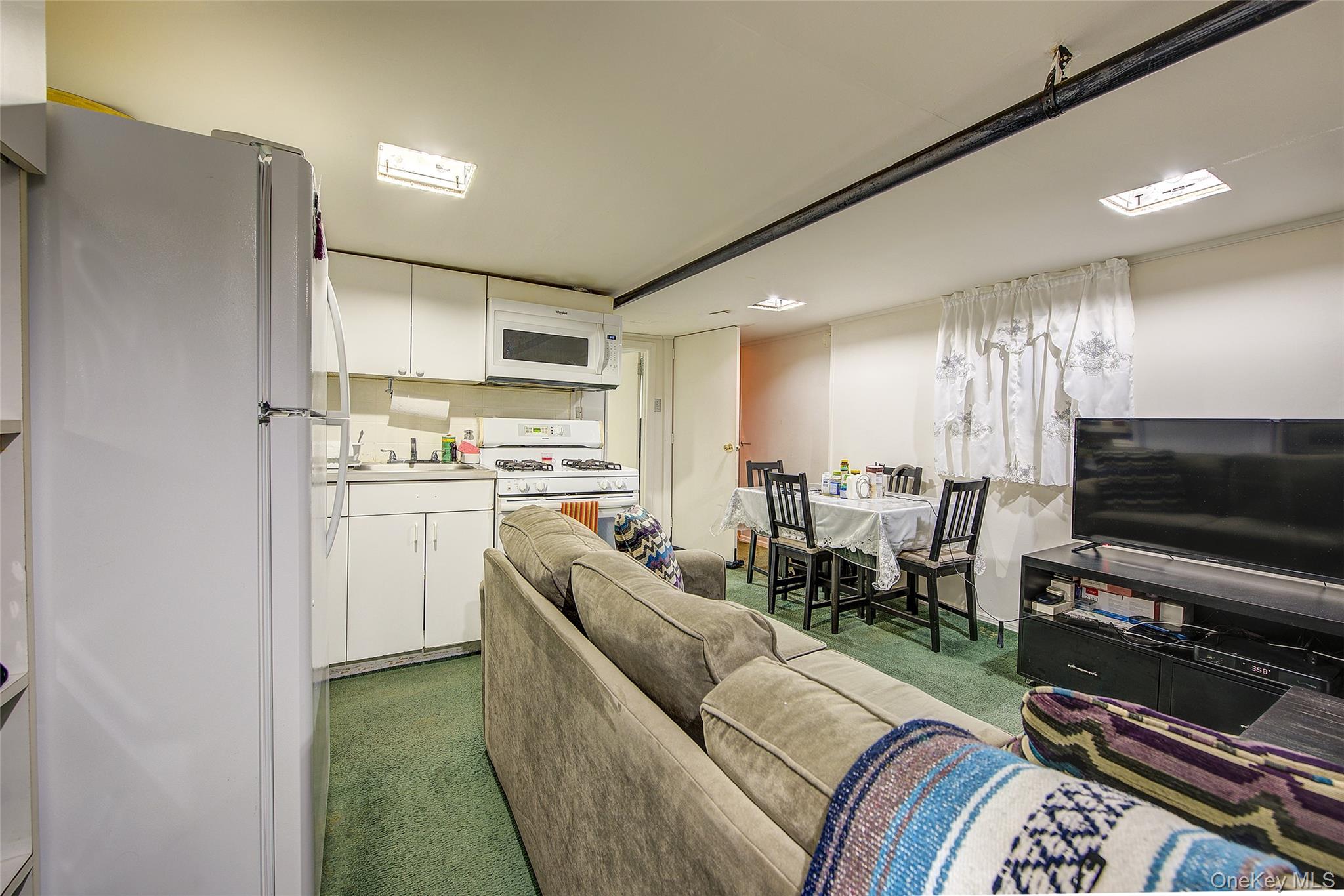 #11 photo, 8848 201 ST, Hollis , NY 11423