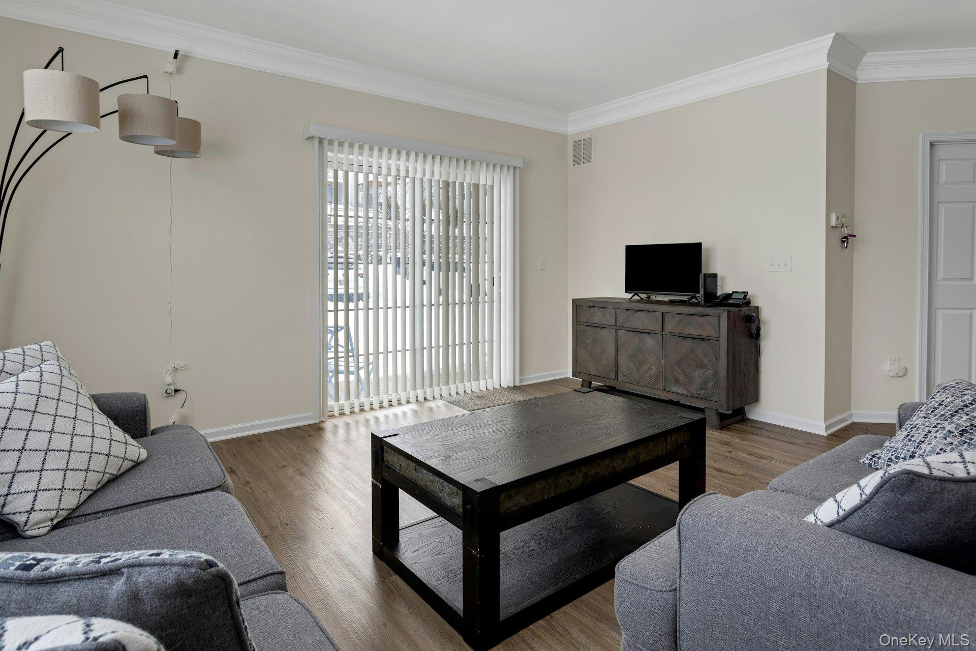 #10 photo, 2004 Bennington Drive, Fishkill , NY 12524