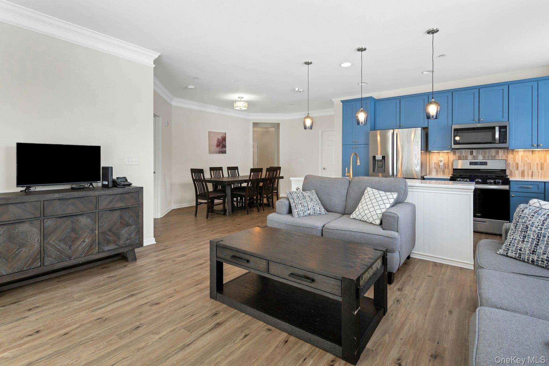 #9 photo, 2004 Bennington Drive, Fishkill , NY 12524