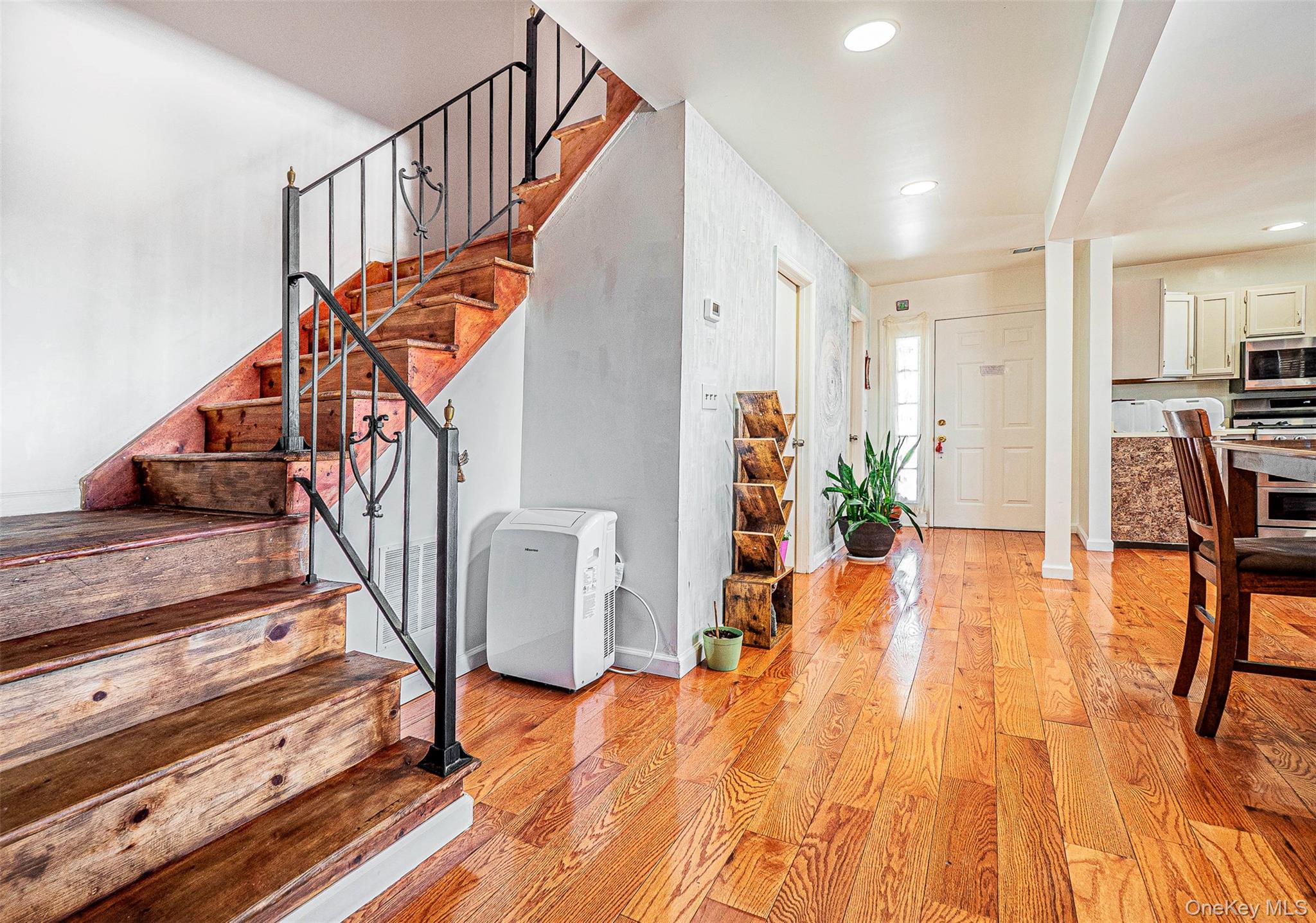 #17 photo, 3 Magnolia Lane, Warwick , NY 10990