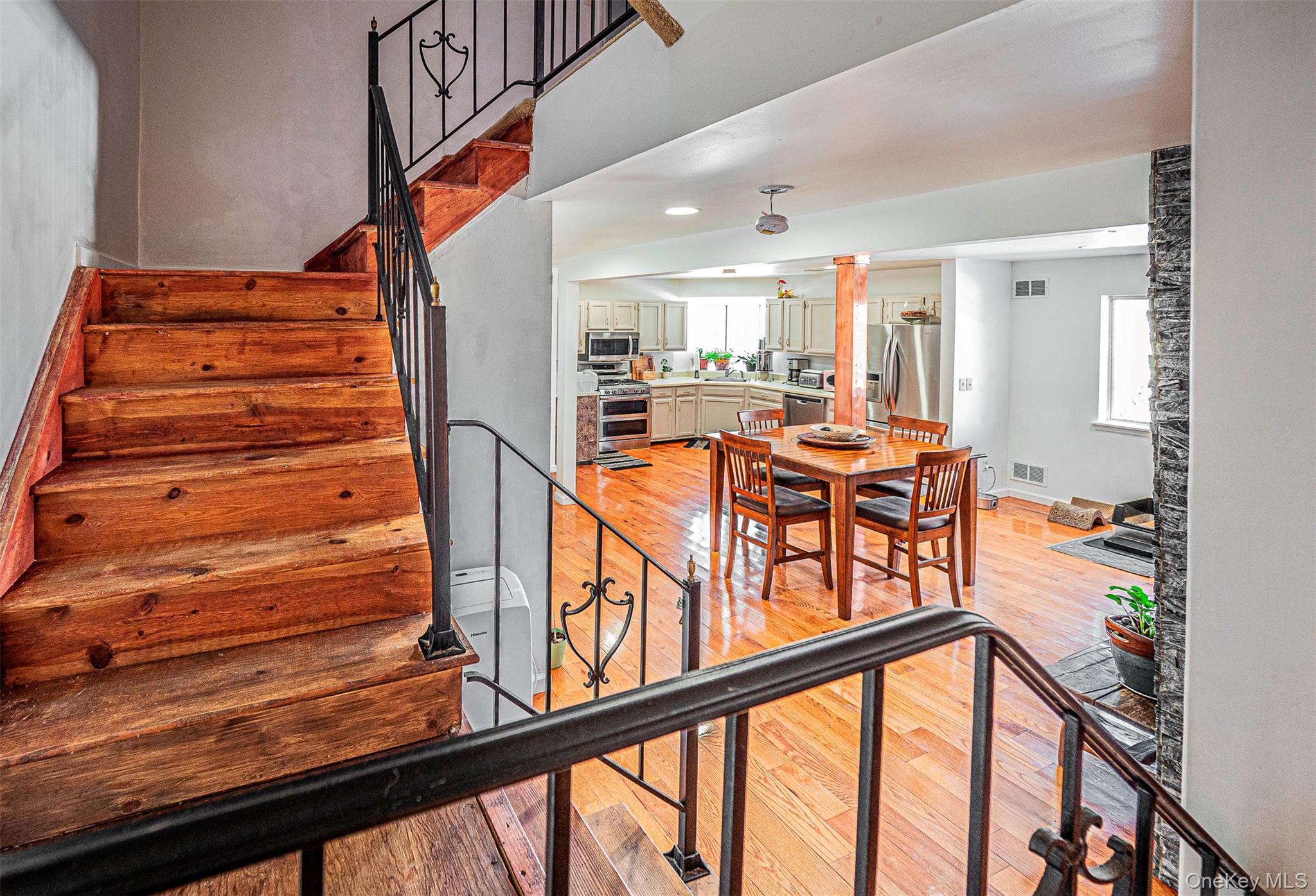 #18 photo, 3 Magnolia Lane, Warwick , NY 10990