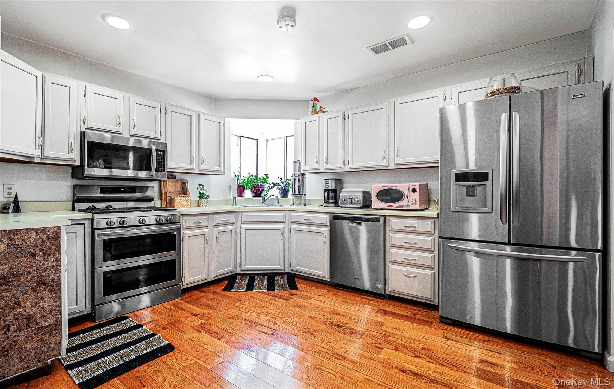 #9 photo, 3 Magnolia Lane, Warwick , NY 10990