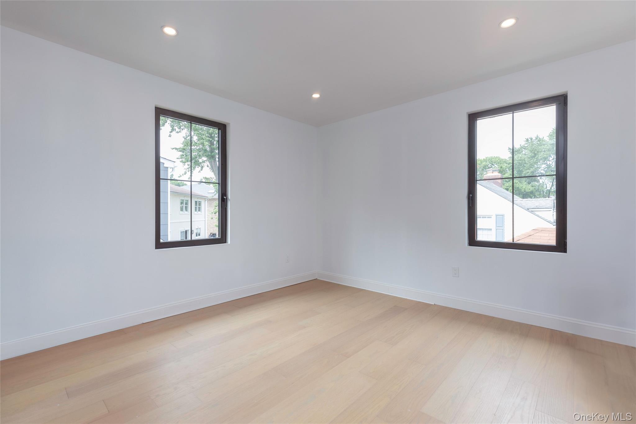 #13 photo, 31 Maple Street, Scarsdale , NY 10583