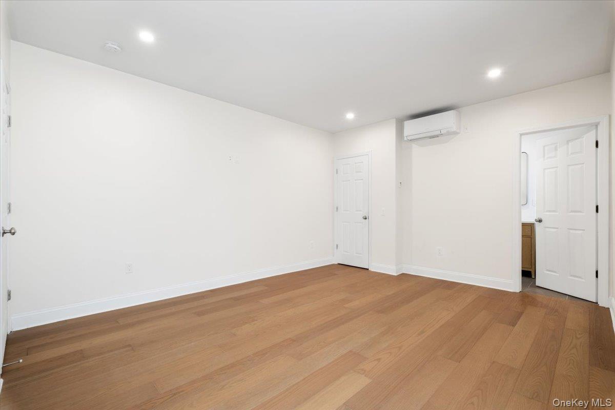 #18 photo, 31 Maple Street, Scarsdale , NY 10583