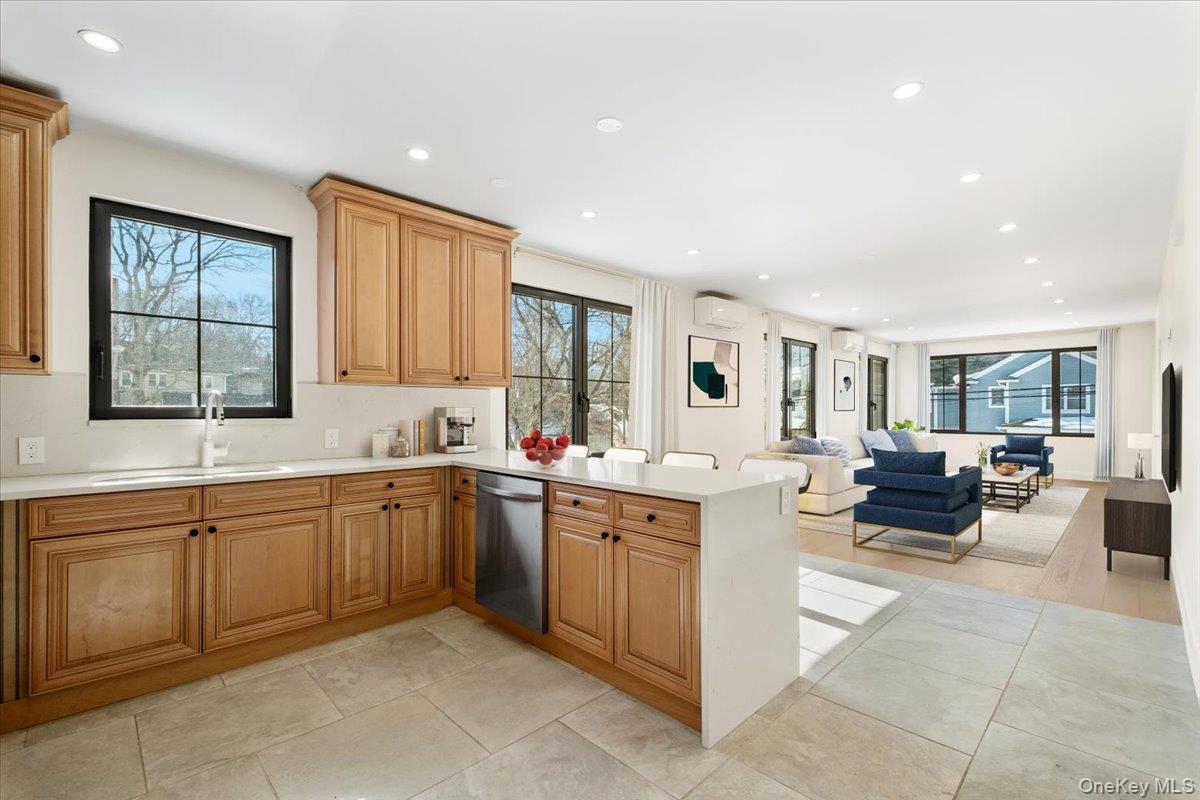 #9 photo, 31 Maple Street, Scarsdale , NY 10583