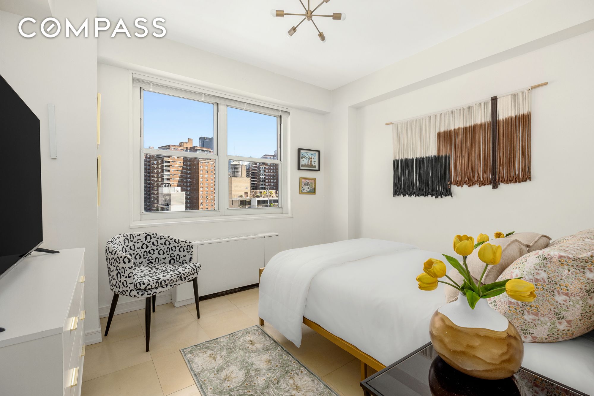 #10 photo, 360 W 22nd Street, Chelsea , NY 10011