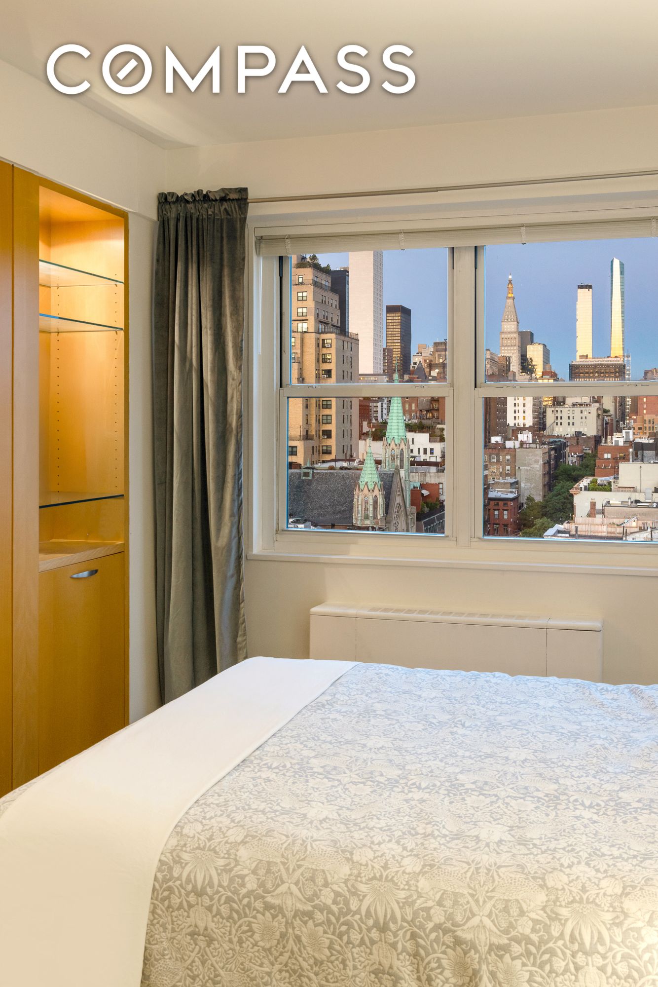 #12 photo, 360 W 22nd Street, Chelsea , NY 10011