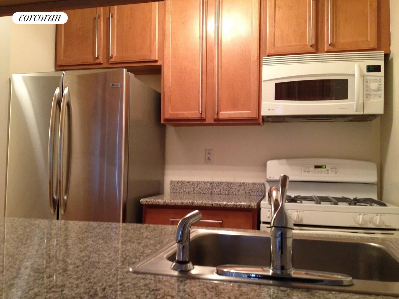 #8 photo, 350 W 50TH Street, Hell's Kitchen , NY 10019