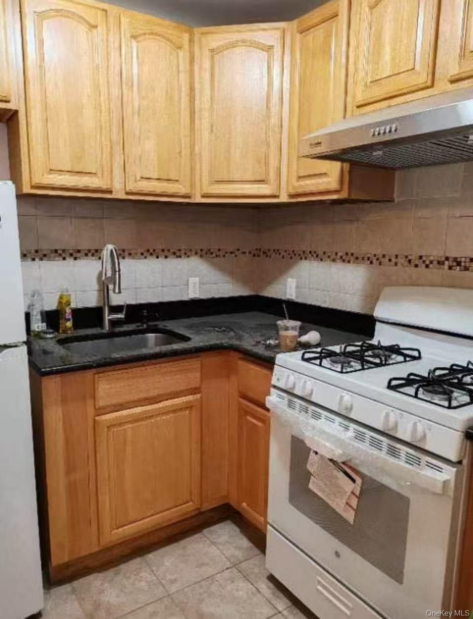 #2 photo, 4077 Denman Street, Elmhurst , NY 11373