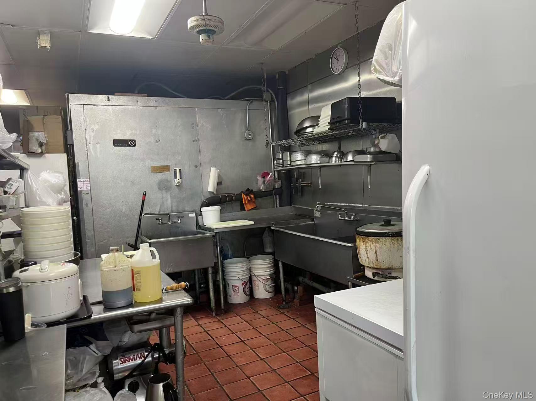 #3 photo, 63-12 Flushing Avenue, Maspeth , NY 11378