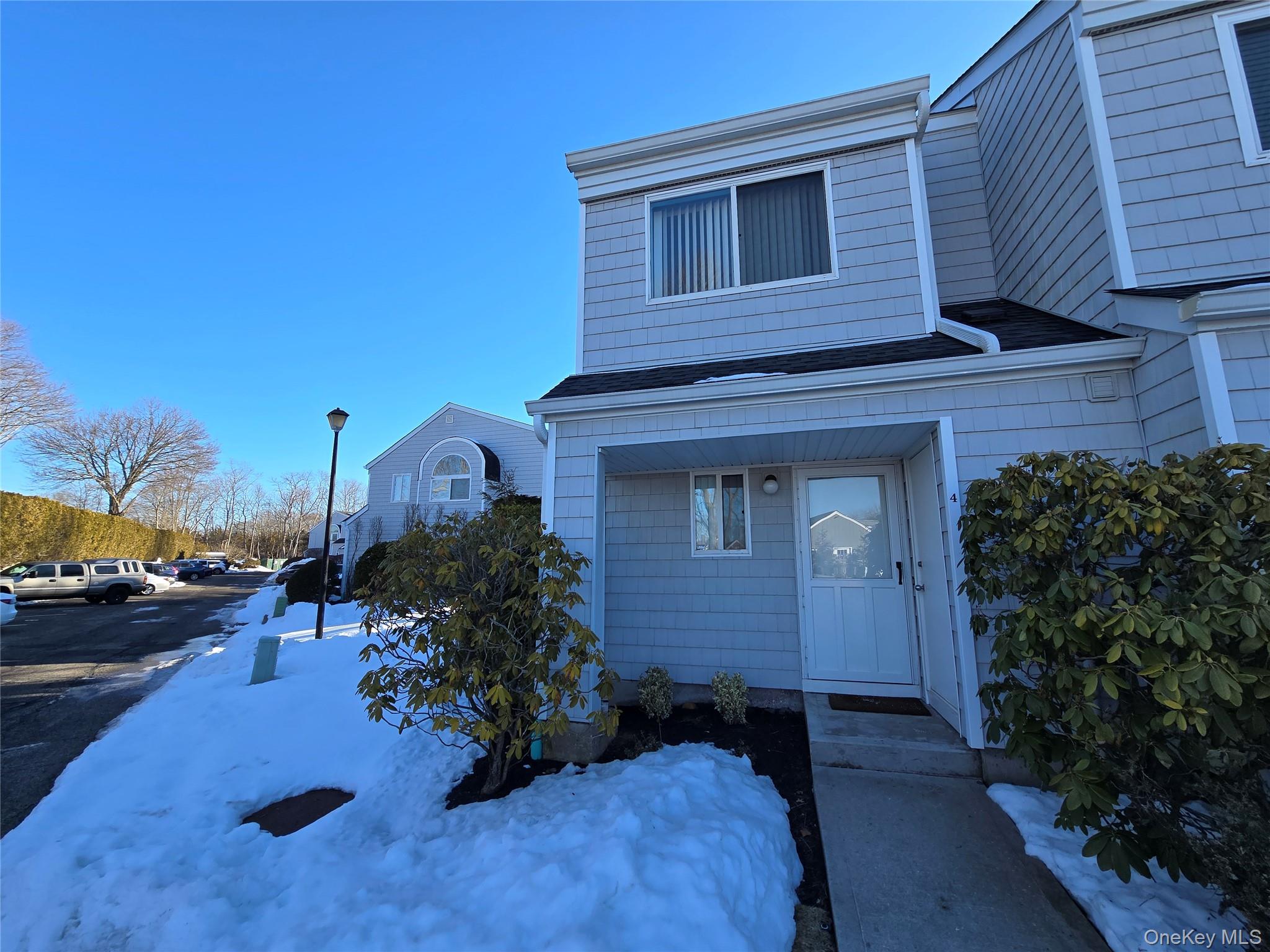 #1 photo, 220 Montauk Highway, Speonk , NY 11972