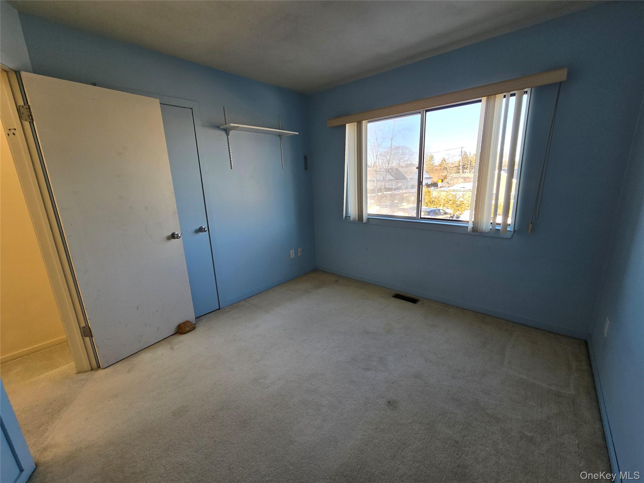 #10 photo, 220 Montauk Highway, Speonk , NY 11972