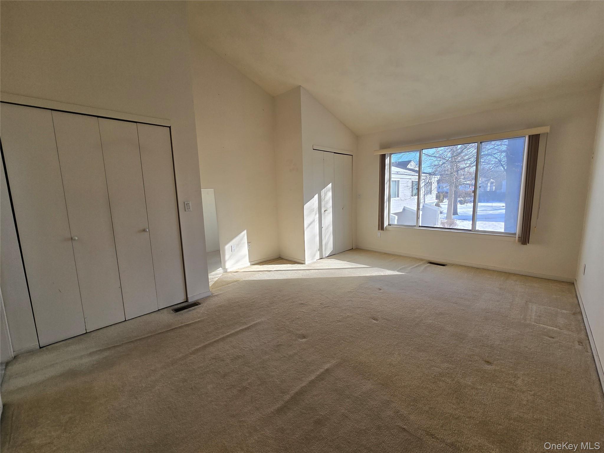 #12 photo, 220 Montauk Highway, Speonk , NY 11972