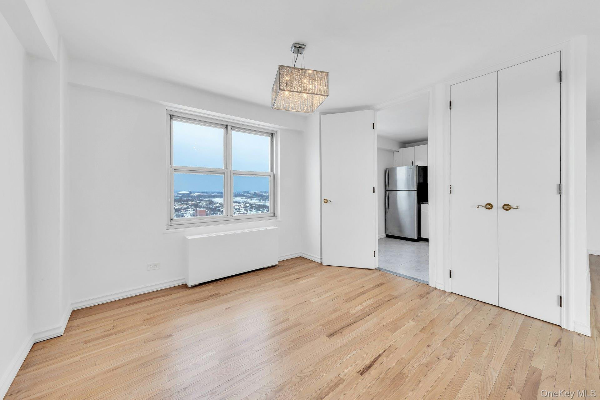 #9 photo, 110-11 Queens Boulevard, কুইন্‌স Forest Hills , NY 11375