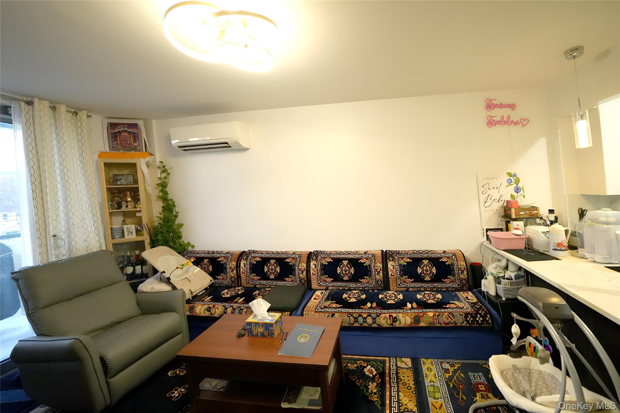 #4 photo, 7065 Queens Boulevard, Woodside , NY 11377