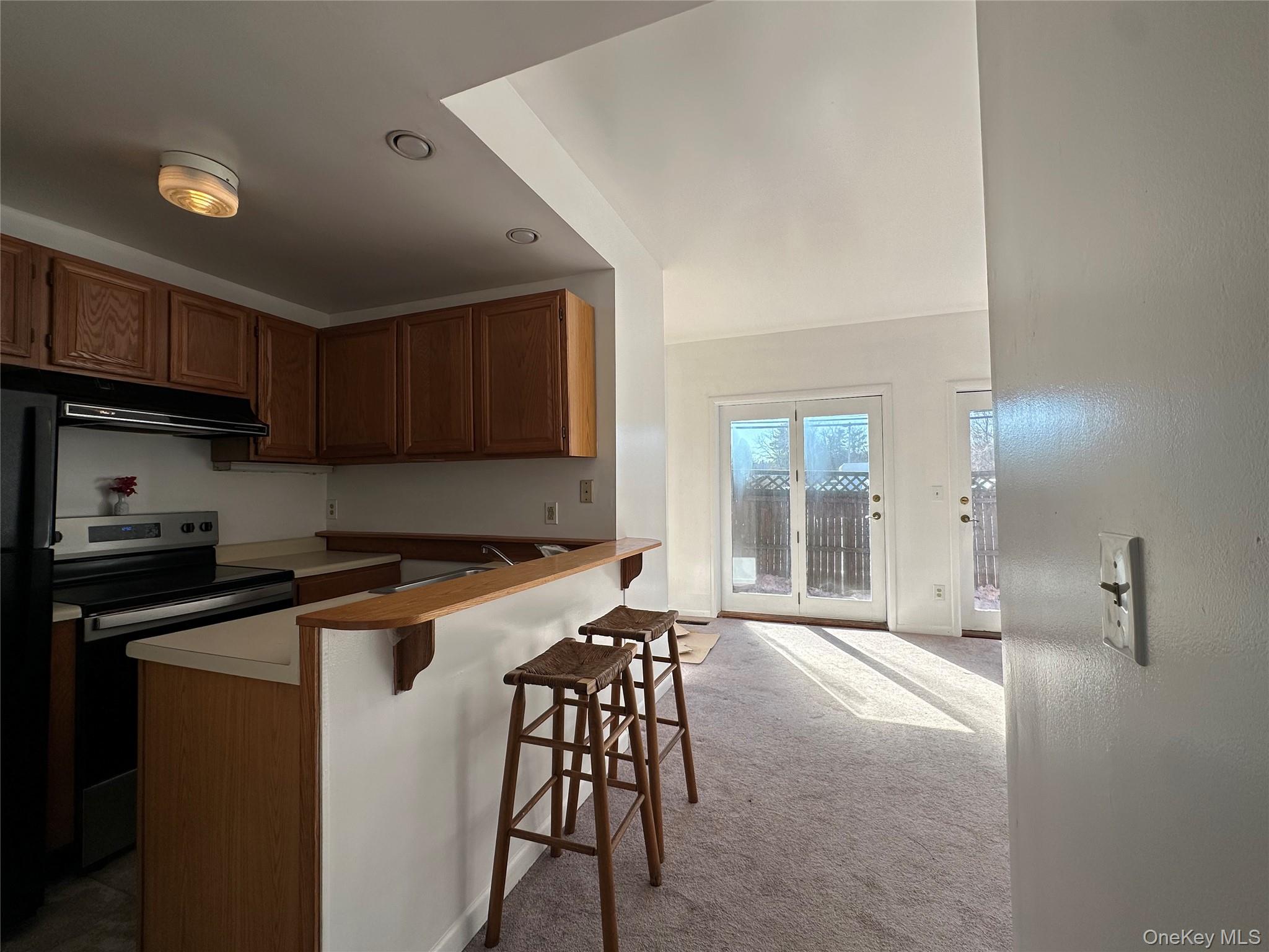 #11 photo, 165 Ulster Avenue, Saugerties , NY 12477