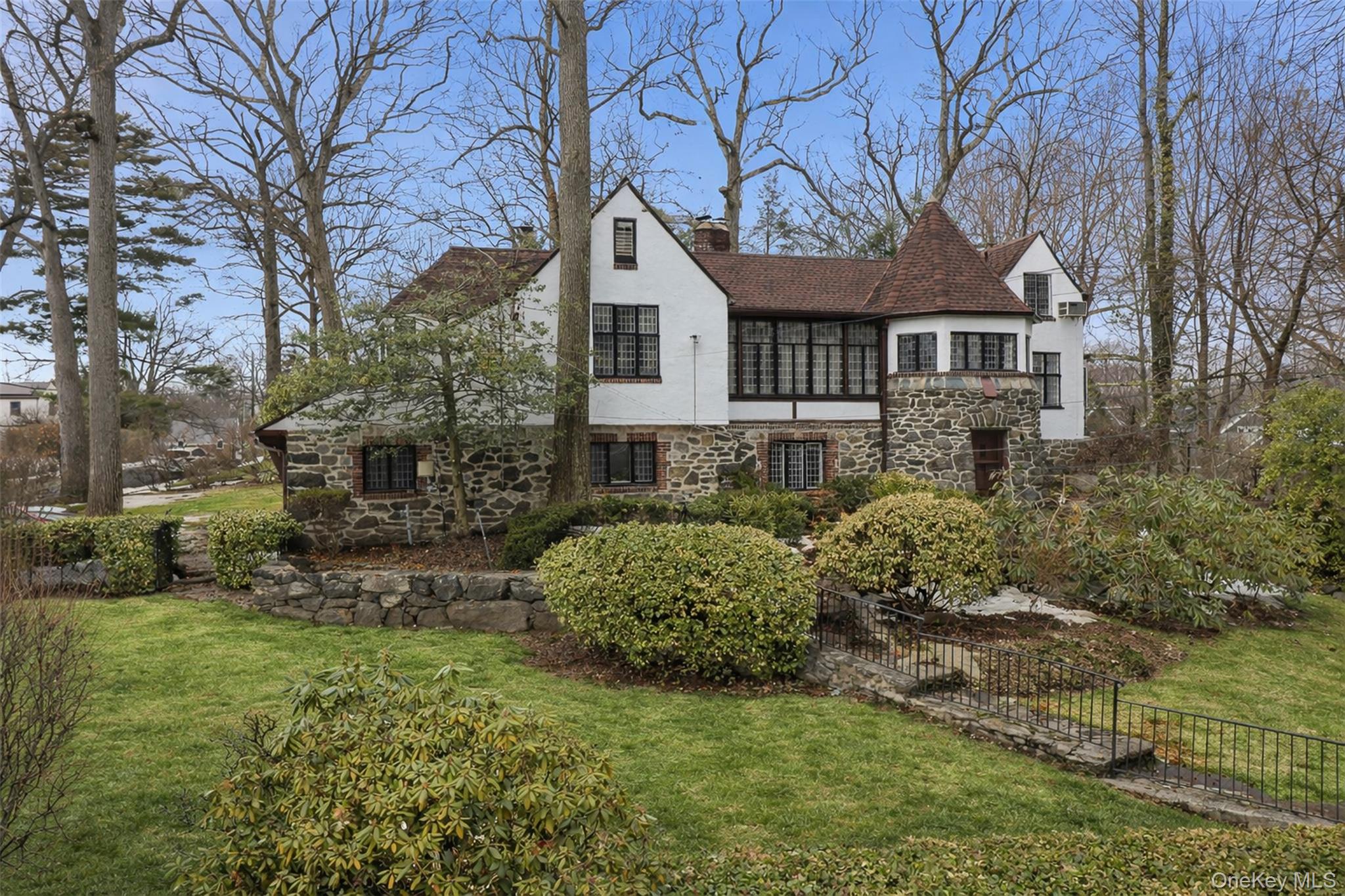 #1 photo, 2 Springdale Road, Larchmont , NY 10538