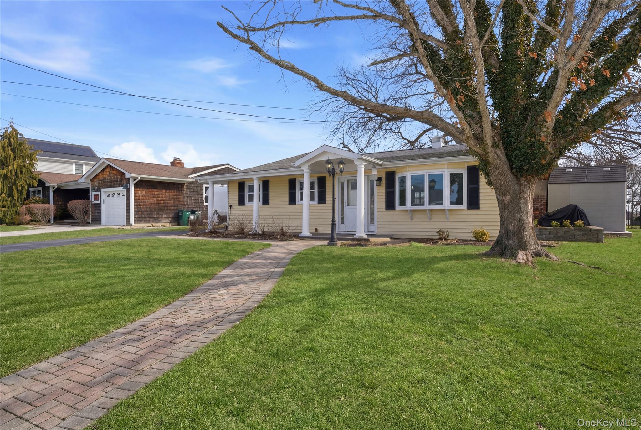 #2 photo, 25 Dolphin Road, Саффолк ‖ East Quogue , NY 11942