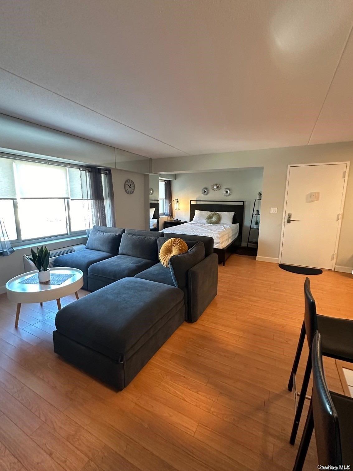 #10 photo, 170 W Broadway Street, Long Beach , NY 11561