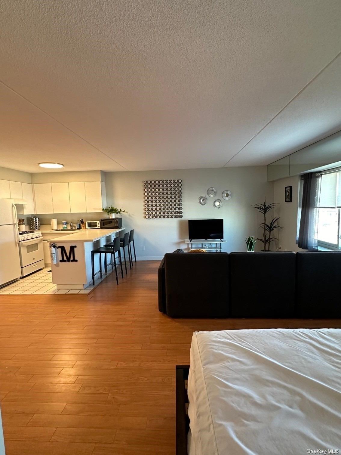 #13 photo, 170 W Broadway Street, Long Beach , NY 11561