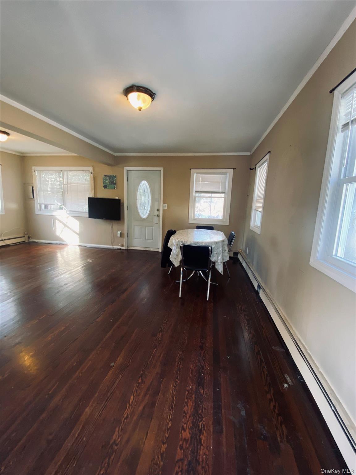 #13 photo, 46 Leonard Street, سوفولك Smithtown , NY 11787