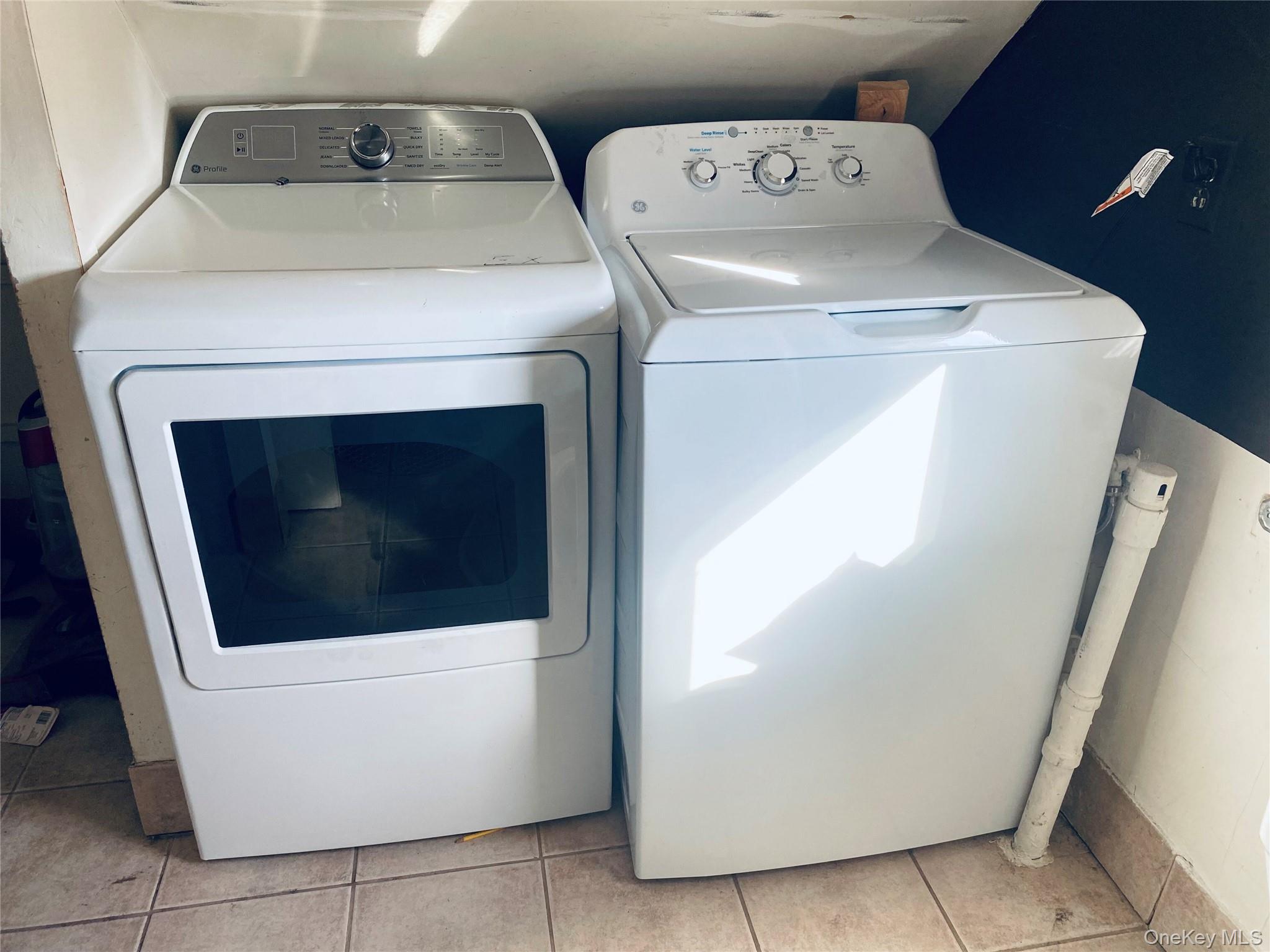 #9 photo, 46 Leonard Street, سوفولك Smithtown , NY 11787