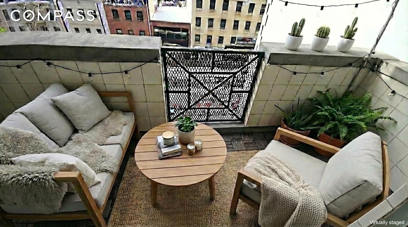 #14 photo, 408 8th Avenue, Chelsea , NY 10001