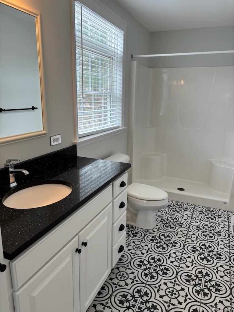 #13 photo, 1661 OLD COUNTRY Road, Riverhead , NY 11901