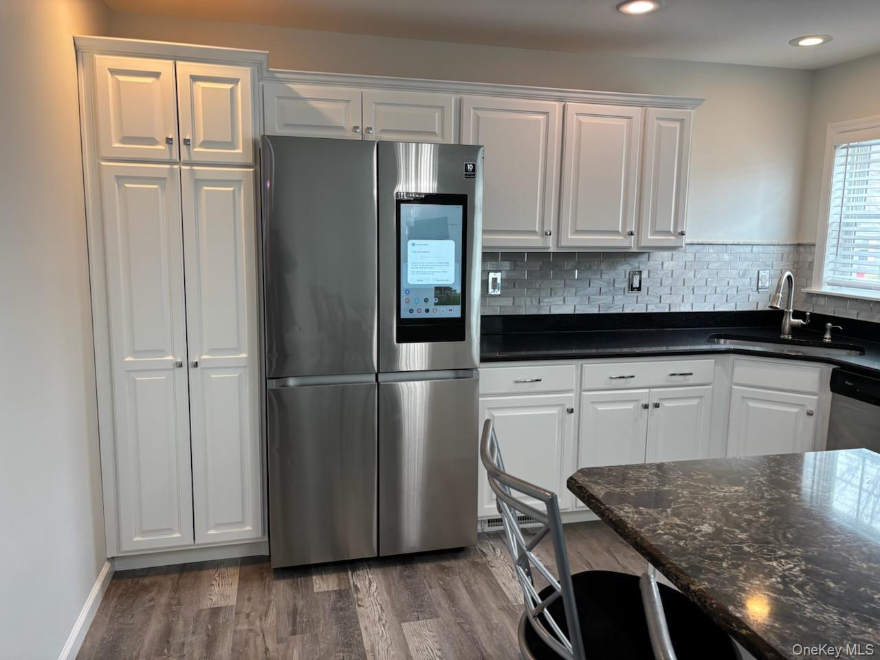 #7 photo, 1661 OLD COUNTRY Road, Riverhead , NY 11901